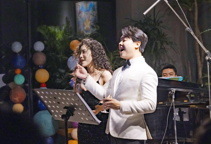Tenor Thế Huy - Ảnh 1.
