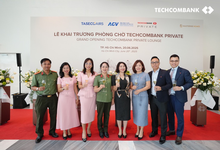 Techcombank Private Lounge chính thức khai trương tại sân bay Tân Sơn Nhất - Ảnh 3.