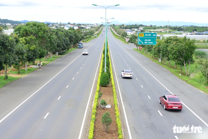 cao tốc - Ảnh 1.