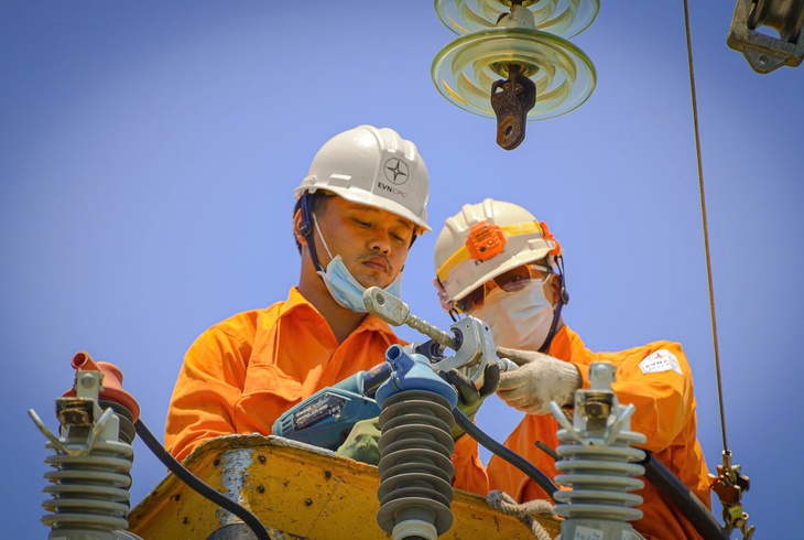 EVNCPC: Nhiều giải pháp đảm bảo cung ứng điện mùa nắng nóng - Ảnh 2.