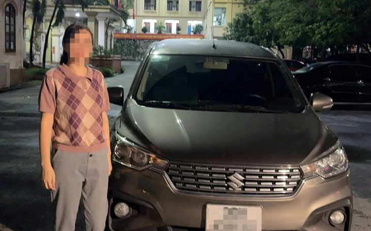 Đi vào làn 100km/h của đường cao tốc, tài xế xe máy tử vong sau va chạm với ô tô - Ảnh 2.