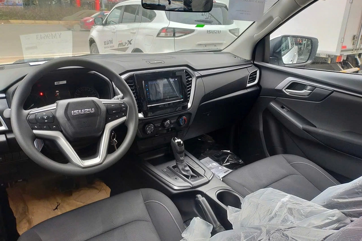 Isuzu D-Max - Ảnh 6.