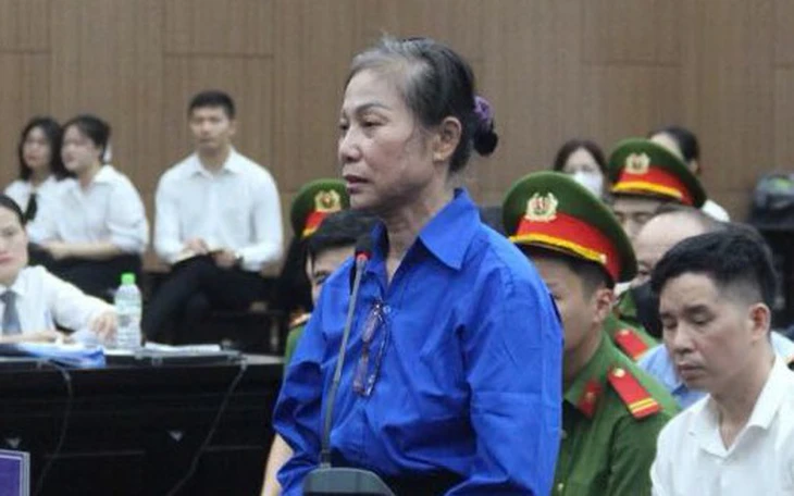 Cựu chủ tịch Quảng Ngãi khai dùng tiền nhận hối lộ từ ông chủ Phúc Sơn để xây nhà tình nghĩa - Ảnh 3.
