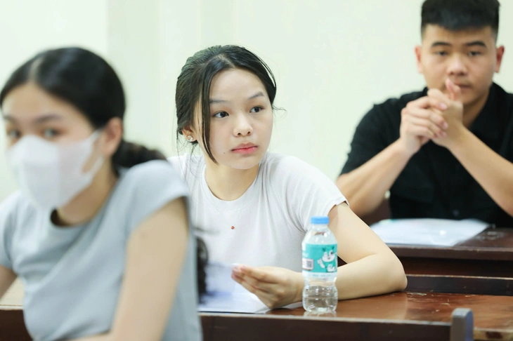 Chuẩn bị thi tốt nghiệp THPT 2025, những điều thí sinh cần lưu ý - Ảnh 2. thi tốt nghiệp THPT - Ảnh 2.