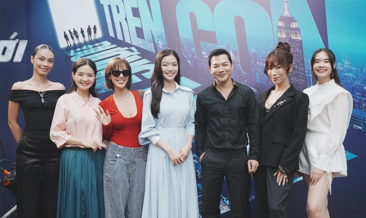 Đạo diễn tố bị loại sốc khỏi phim của Trần Bảo Sơn - Ảnh 4. Trần Bảo Sơn - Ảnh 3.