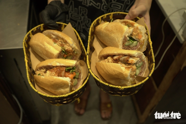 bánh mì - Ảnh 8.