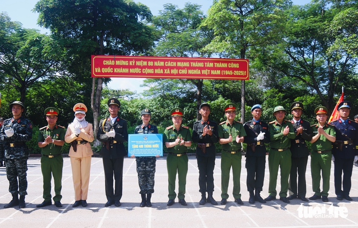 diễu binh - Ảnh 3.