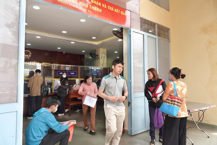 Cán bộ xã phường: nhập cuộc với tâm thế mới - Ảnh 1. sáp nhập - Ảnh 1.