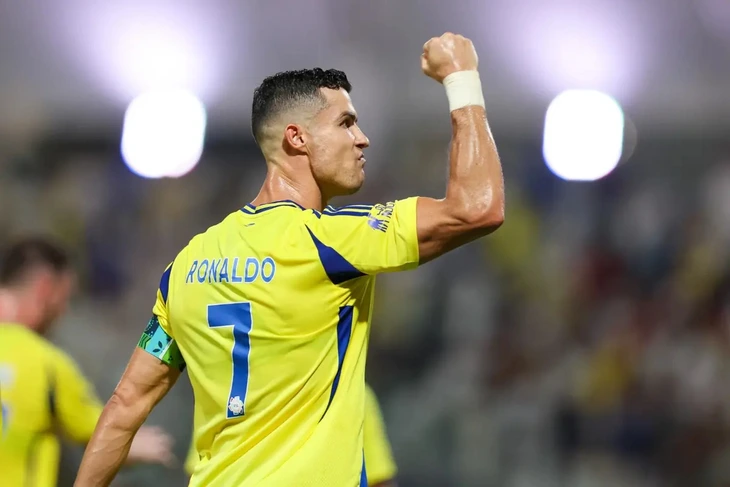 Ronaldo - Ảnh 1.