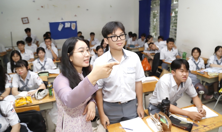 Miễn học phí cho học sinh: Ngăn bỏ học, nâng chất lượng giáo dục - Ảnh 1. miễn học phí - Ảnh 1.