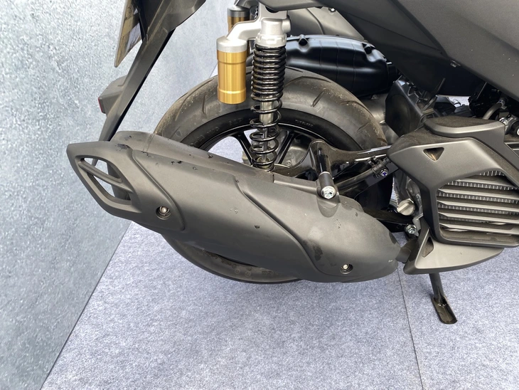 Yamaha NVX 2025 ra mắt Việt Nam, giá từ 56,5 triệu đồng, công nghệ xịn - Ảnh 4.