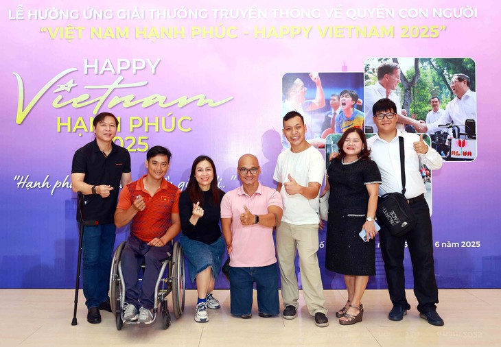 Việt Nam hạnh phúc - Ảnh 2.