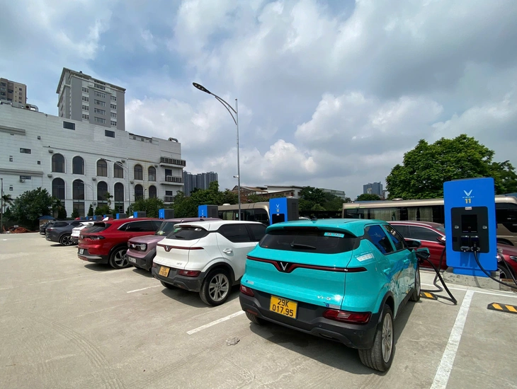 trạm sạc - Ảnh 2.