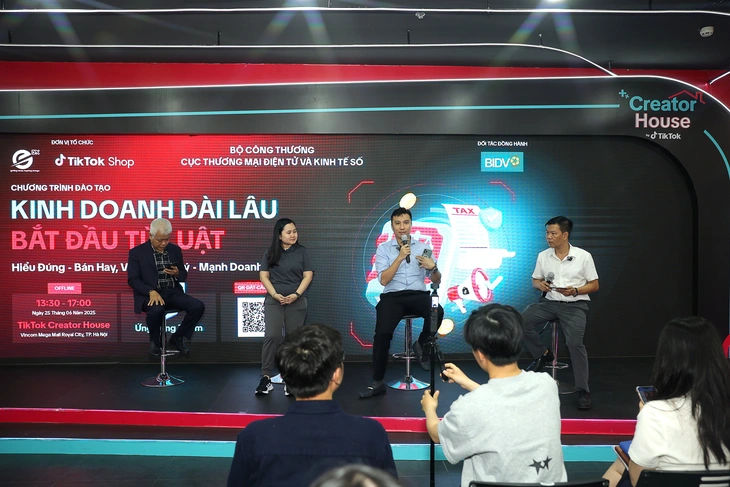 Từ ngày 1-7, người bán hàng có cần nộp thuế đối với đơn hàng hoàn hủy? - Ảnh 2. Có cần nộp thuế đối với đơn hàng hoàn, hủy từ 1-7, người bán hàng online lo lắng - Ảnh 2.