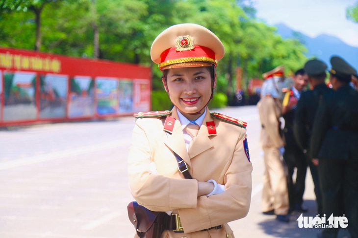 diễu binh - Ảnh 1.