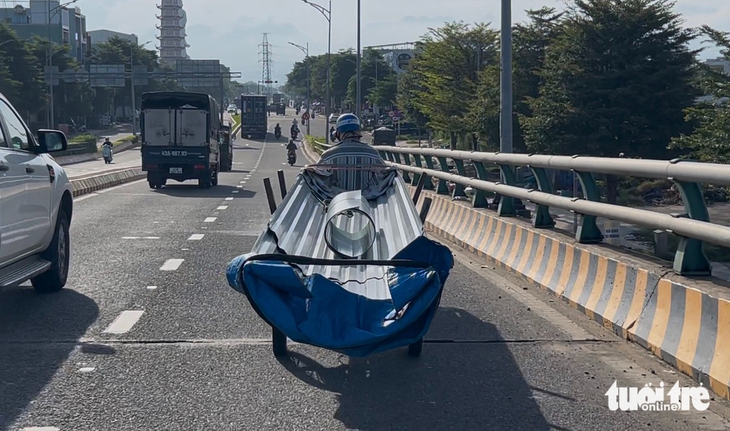 xe ba gác - Ảnh 2.