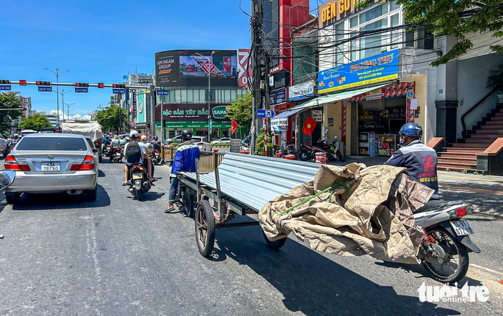 xe ba gác - Ảnh 7.