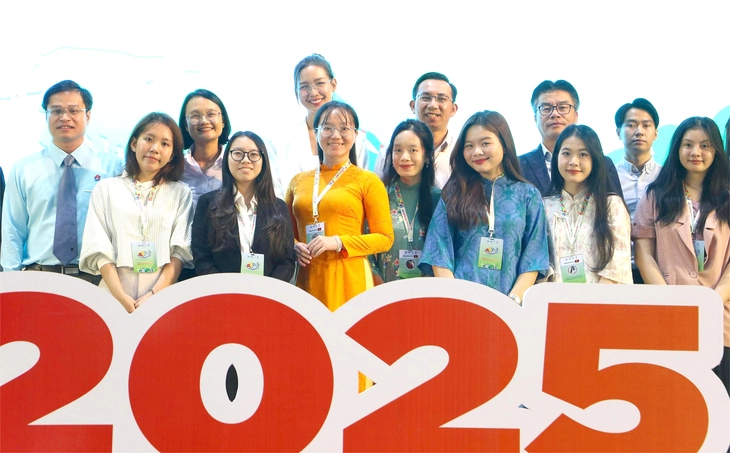 Kêu gọi hành động từ mỗi người trẻ - Ảnh 1. người trẻ - Ảnh 1.