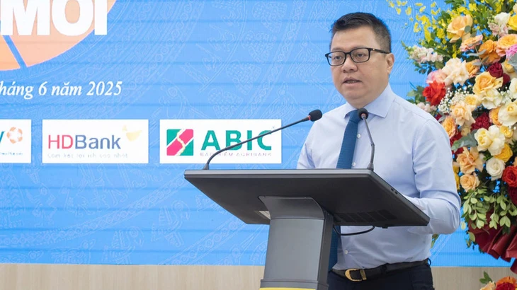 Phát động cuộc thi ảnh báo chí 'Việt Nam trên hành trình đổi mới’ - Ảnh 1. cuộc thi ảnh - Ảnh 1.