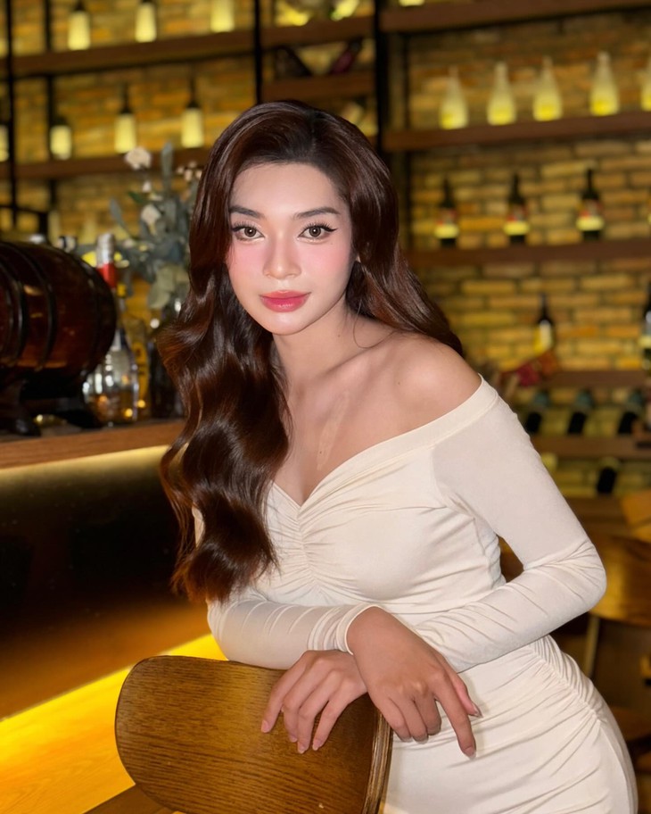Ngắm nhan sắc Nguyễn Hoài Phương Anh từ khi là sinh viên đến Hoa hậu biển Việt Nam Toàn cầu 2025 - Ảnh 12. Hoa hậu biển Việt Nam Toàn cầu - Ảnh 12.