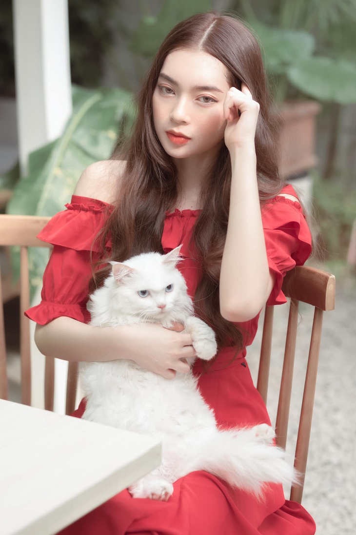 Ngắm nhan sắc Nguyễn Hoài Phương Anh từ khi là sinh viên đến Hoa hậu biển Việt Nam Toàn cầu 2025 - Ảnh 5. Chân dung đời thường Hoa hậu biển Việt Nam Nguyễn Hoài Phương Anh - Ảnh 5.