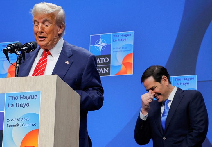 Đài CNN ‘check VAR’ các phát biểu của ông Trump tại hội nghị NATO Đài CNN ‘check VAR’ các phát biểu của ông Trump tại hội nghị NATO