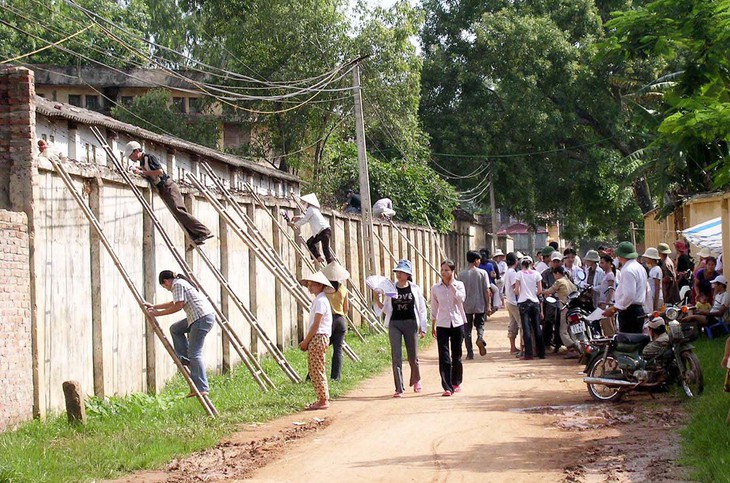 50 năm kỳ thi tốt nghiệp THPT - Kỳ 4: Kỳ thi thời 'hai không' - Ảnh 1. thi tốt nghiệp - Ảnh 1.