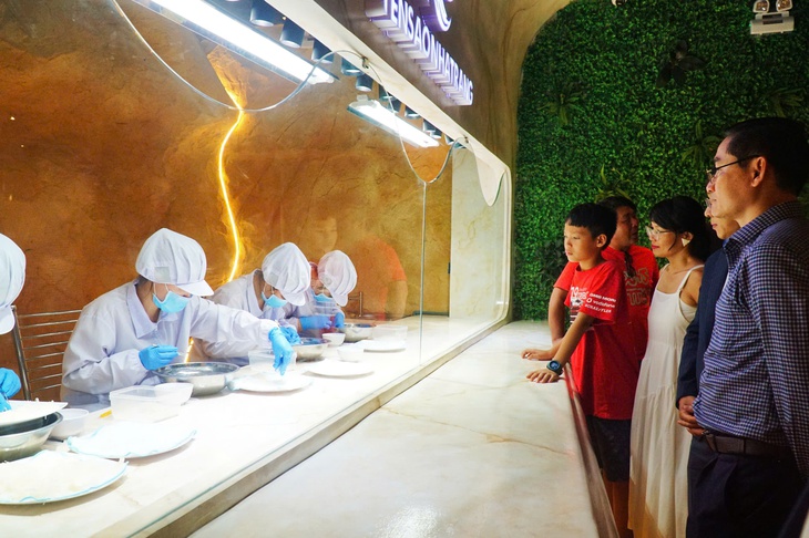 Ra mắt không gian trải nghiệm yến sào đương đại ở Nha Trang - Ảnh 1. Ra mắt không gian trải nghiệm yến sào đương đại ở Nha Trang - Ảnh 1.