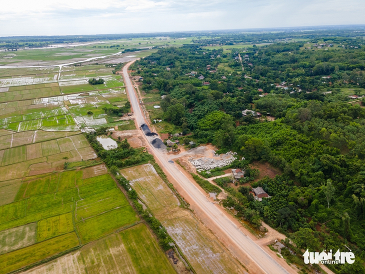 Gia hạn thêm một năm, đường tránh Đông Hà 400 tỉ vẫn nguy cơ trễ tiến độ- Ảnh 5. Gia hạn thêm một năm, đường tránh Đông Hà 400 tỉ vẫn nguy cơ trễ tiến độ- Ảnh 5.