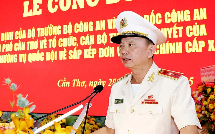 Công an tỉnh Đồng Tháp công bố các quyết định về tổ chức cán bộ và công an cấp xã sau sáp nhập - Ảnh 5.