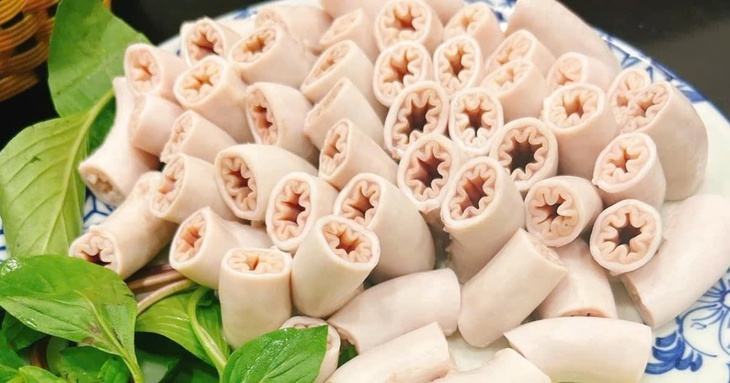 Không kinh doanh lòng se điếu, Lòng Chát Quán vẫn bị xử phạt - Ảnh 1.