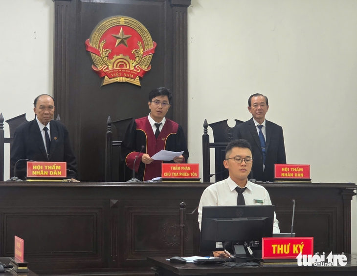 đánh bạn gái - Ảnh 2.