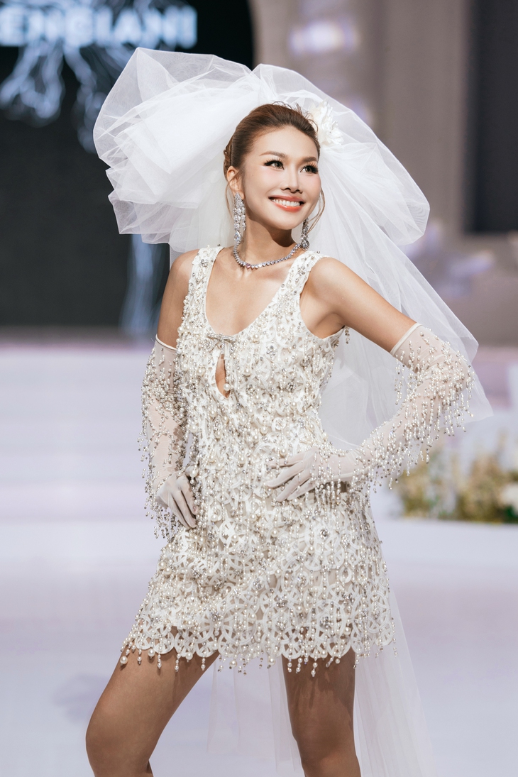 'Hẹn em' cùng Adrian Anh Tuấn - Ảnh 1. 'Hẹn em' cùng Adrian Anh Tuấn - Ảnh 1.