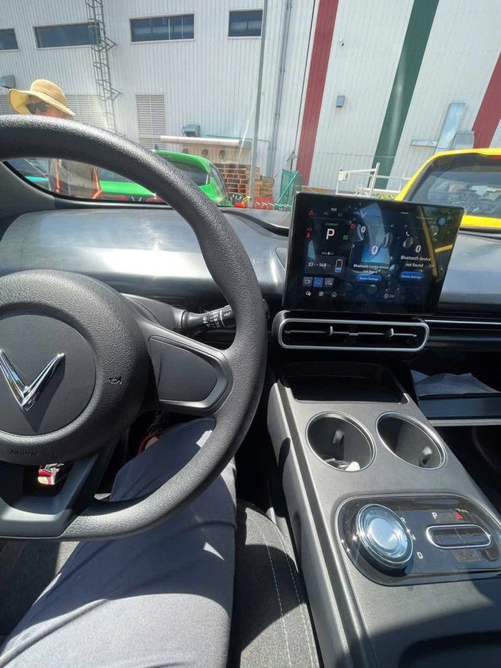 VinFast Limo Green - Ảnh 6.