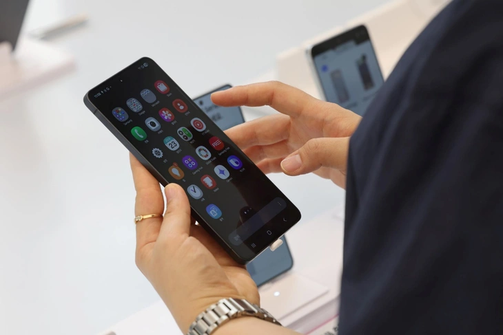 Samsung - Ảnh 1.