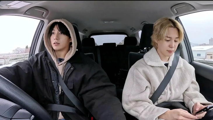 Jimin và Jungkook BTS xác nhận quay show thực tế tại Việt Nam - Ảnh 2. BTS - Ảnh 2.
