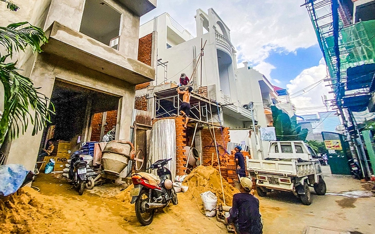 Cho công bố 112 dự án được miễn giấy phép xây dựng, 15-7 sẽ công bố tiếp đợt 2 - Ảnh 2.