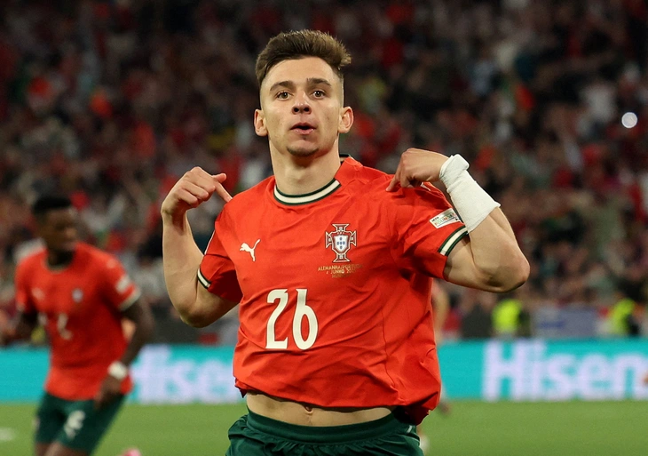 Ronaldo - Ảnh 2.