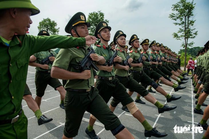 diễu binh - Ảnh 6.