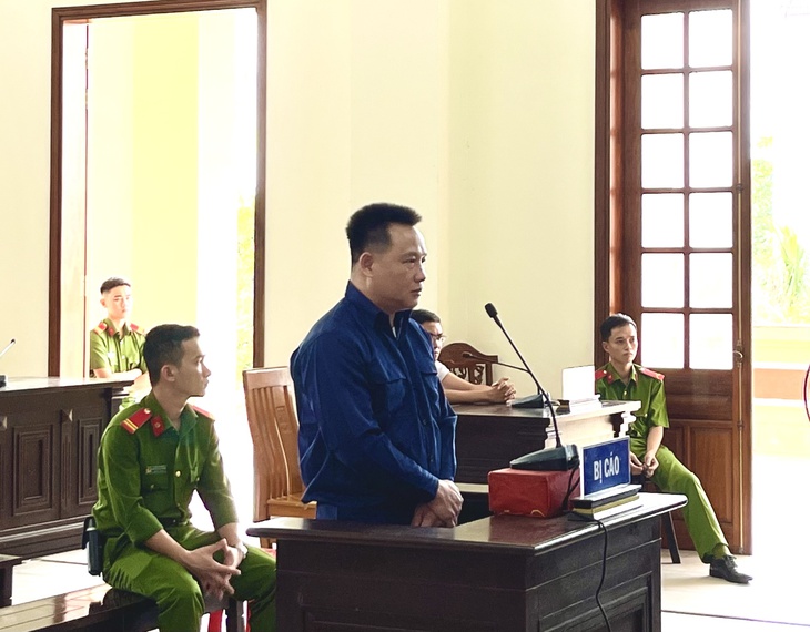 Từ việc kẹp cổ đòi nợ đến vụ án giết người ở Cần Thơ - Ảnh 1.