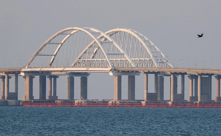 Nga chính thức lên tiếng về vụ nổ ở cầu Crimea - Ảnh 1.
