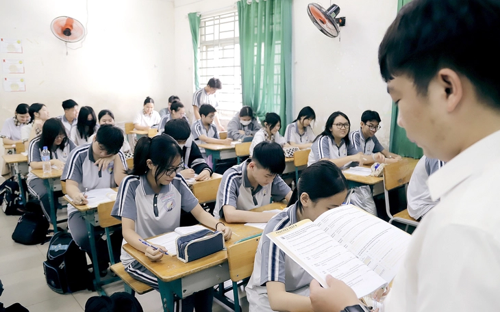 Tuyển sinh lớp 10 ở TP.HCM: Đề thi sẽ ra như thế nào? - Ảnh 3.