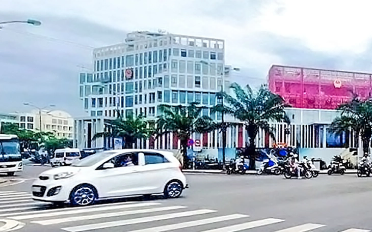 Dân làm giấy tờ không phải nộp lại hồ sơ đã nộp trước khi sắp xếp bộ máy Khánh Hòa - Ảnh 5.