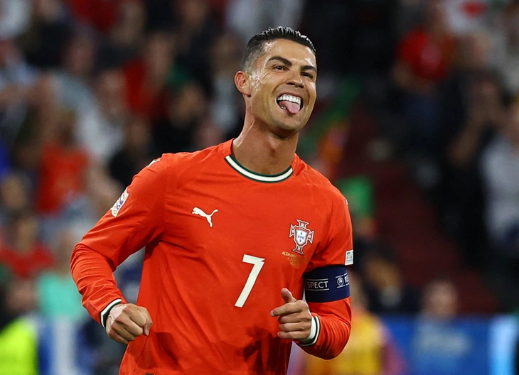 Ronaldo - Ảnh 1.