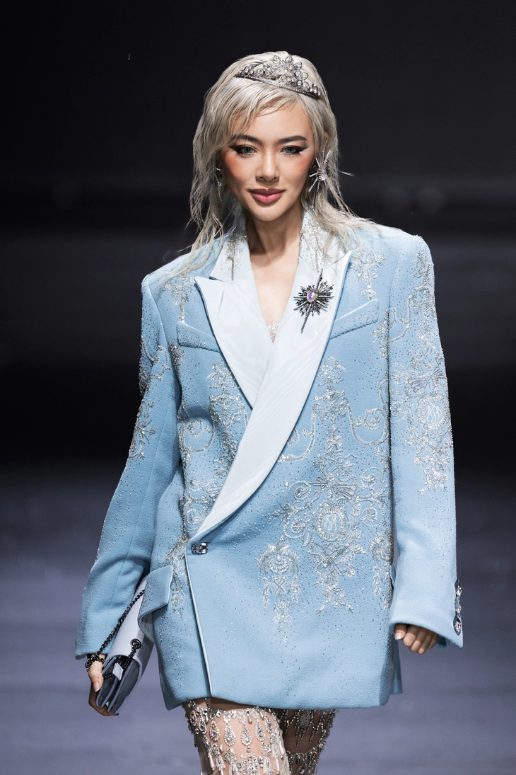 Haute Couture - Ảnh 11.