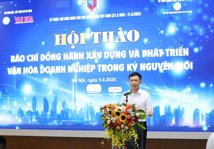Báo chí cổ vũ doanh nghiệp làm ăn chân chính, cảnh báo hành vi thiếu đạo đức kinh doanh - Ảnh 3. Báo chí cổ vũ doanh nghiệp làm ăn chân chính, cảnh báo hành vi thiếu đạo đức kinh doanh - Ảnh 3.