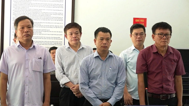 Giám đốc trung tâm đăng kiểm ở Huế lĩnh án hơn 15 năm tù vì tội nhận hối lộ - Ảnh 1.