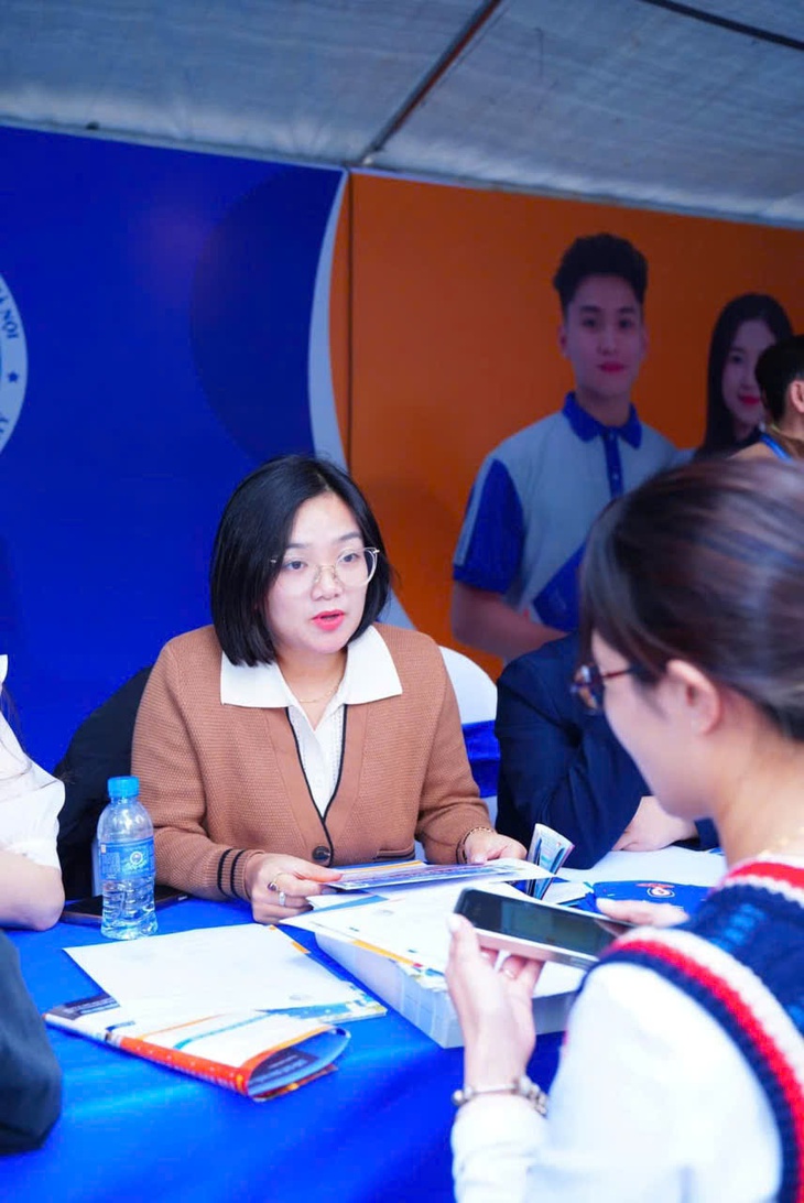 Trường ĐH Tài chính - Ngân hàng Hà Nội - Ảnh 5.