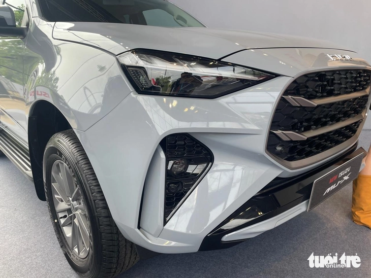Isuzu mu-X - Ảnh 2.