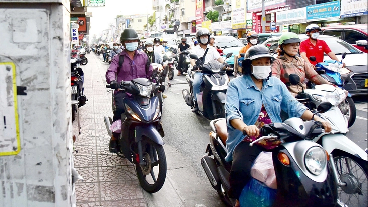 xe máy - Ảnh 2.